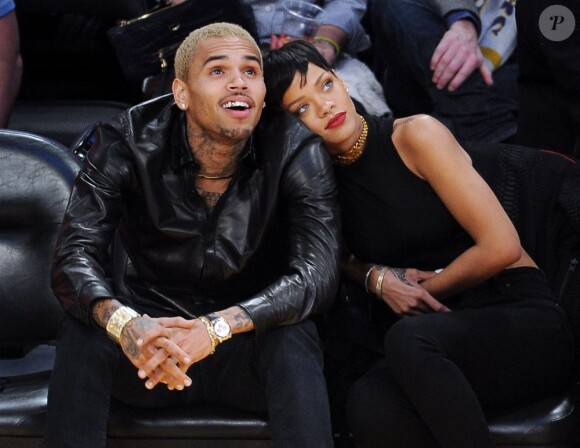 Chris Brown et Rihanna, spectateurs du match Los Angeles Lakers - New York Knicks, le 25 décembre 2012.