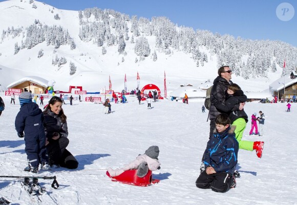 Marie et Joachim de Danemark avaient convié le 13 février 2013 les photographes de presse au Col de la Bretaye, en haut de la station de Villars-sur-Ollon, pour immortaliser leurs vacances avec leurs quatre enfants, Nikolai (13 ans), Felix (11 ans), Henrik (3 ans) et Athena (1 an).