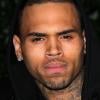 Chris Brown pris à parti par un homme revendiquant son appartance au gang des Crips à la sortie de la boîte de nuit Playhouse. West Hollywood, le 13 février 2013.