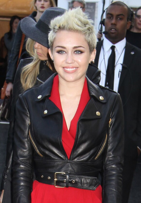 Miley Cyrus au défilé Rachel Zoe Hiver 2013 lors de la Fashion Week à New York, le 13 février 2013.
