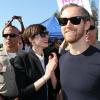 Anne Hathaway et son mari Adam Shulman lors du mouvement One Billion Rising à West Hollywood le 14 février 2013