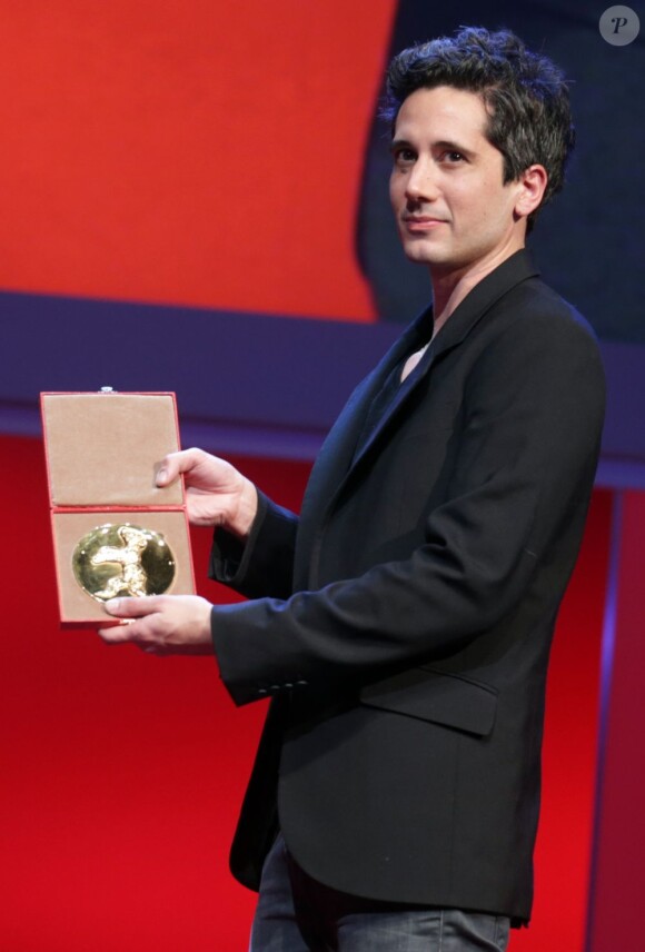 Le français Jean-Bernard Marlin, Ours d'or du meilleur court-métrage pour La Fugue en clôture de la 63e Berlinale, le 16 février 2013.