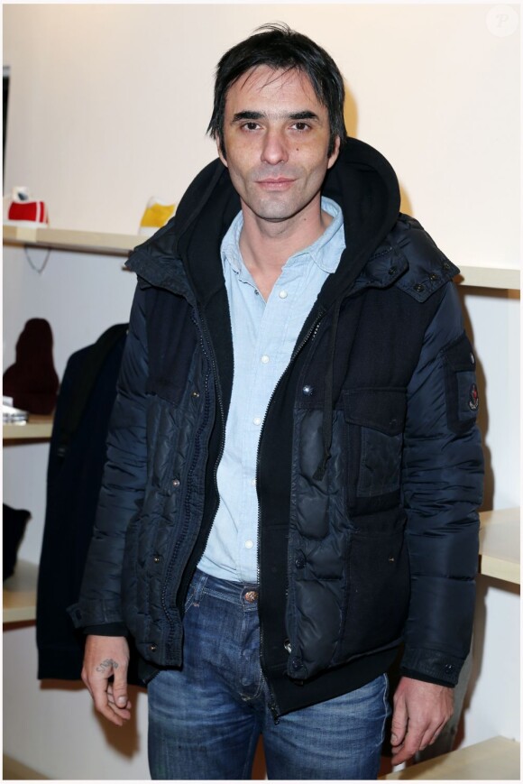 Samuel Benchetrit à l'ouverture de la boutique Twins for Peace à Paris le 7 février 2013