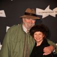 Jean-Pierre Marielle et sa femme Agathe au vernissage de l'exposition consacrée à la Cinemathèque à Paris, le 18 février 2013.