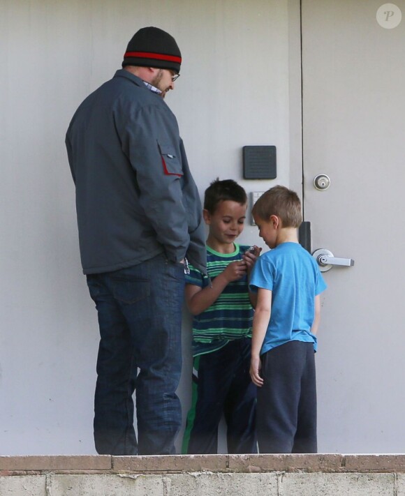 Britney Spears avec ses fils Jayden James et Sean Preston chez le vétérinaire à Los Angeles, le 18 février 2013.