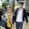 Les amoureux Fergie enceinte et Josh Duhamel arrivent à Londres le 19 février 2013