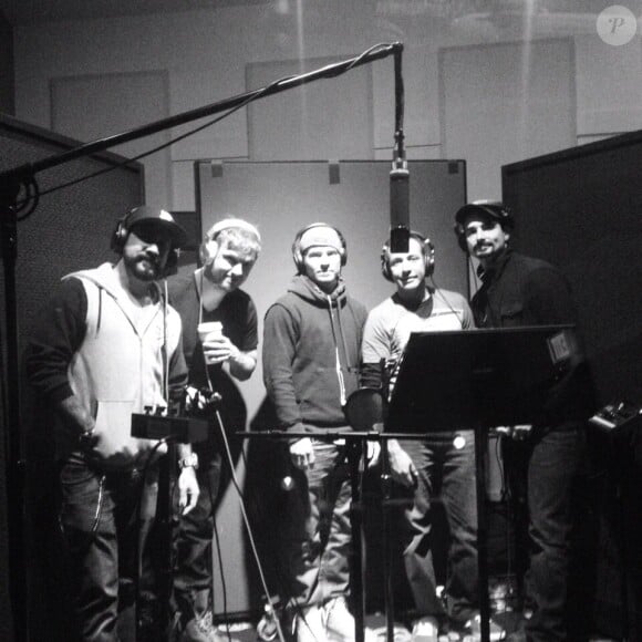 Les Backstreet Boys en studio pour leur nouvel album à paraître en 2013 à l'occasion des 20 ans du groupe. Photo tweetée par Kevin Richardson.