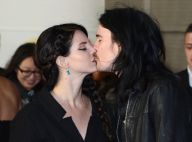 Lana Del Rey : Baisers et hypothétique bague de fiançailles aux Brit Awards