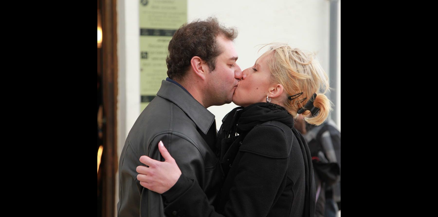 Cindy Qui Veut épouser Mon Fils Qui veut épouser mon fils? 2: En couple avec Cindy, Frédéric accepte ses  films X - Purepeople