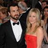 Justin Theroux et Jennifer Aniston amoureux lors de la 85e cérémonie des Oscars à Los Angeles le 24 février 2013.