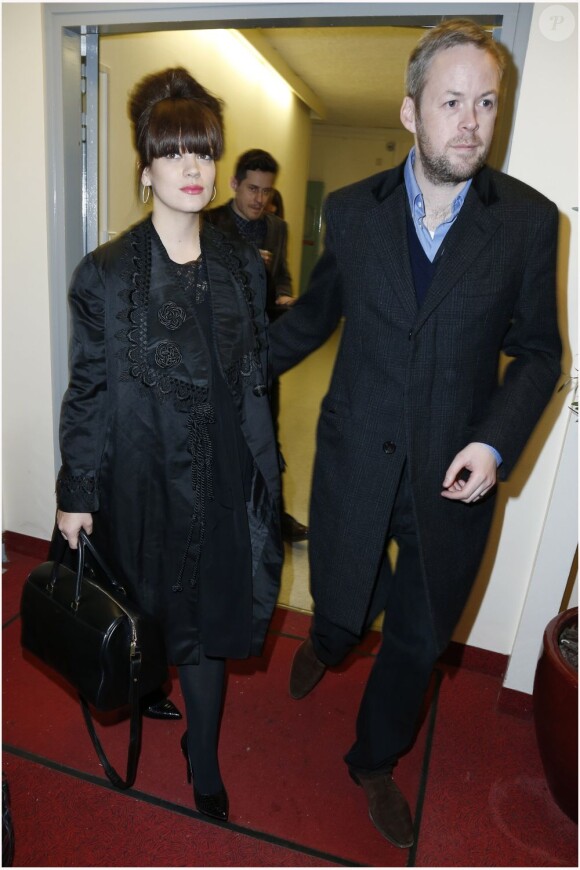Lily Allen et son mari Sam Cooper lors du défilé Etam Lingerie à la Bourse du Commerce. Paris, le 26 février 2013.