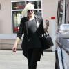 Gwen Stefani, accompagnee de sa nounou, emmene ses fils Kingston et Zuma faire du shopping et dejeuner a Studio City, le 2 mars 2013  Please hide children face prior publication Gwen Stefani takes her sons Kingston and Zuma shopping at Target and then out for lunch at Poquito Mas in Studio City, California on March 2, 201302/03/2013 - LOS ANGELES