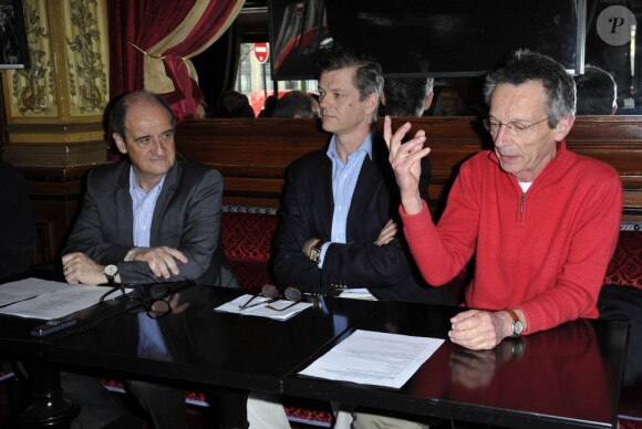 Pierre Lescure, Nicolas Candoni et Patrice Leconte - Conférence de presse "Palmarès du Theatre 2013" à la brasserie Zimmer a Paris. Le 8 mars 2013.