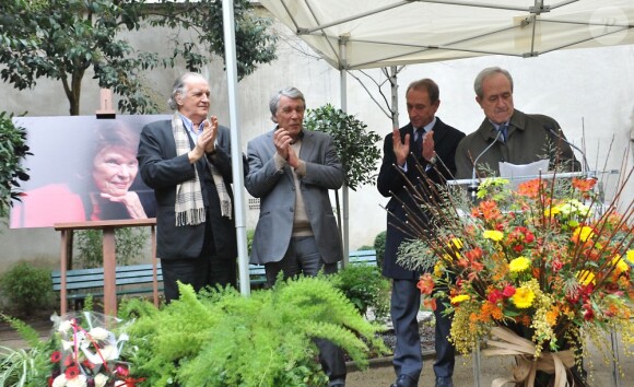 L'inauguration du square Danielle Mitterrand au 20 rue de Bievre à Paris le 8 mars 2013.