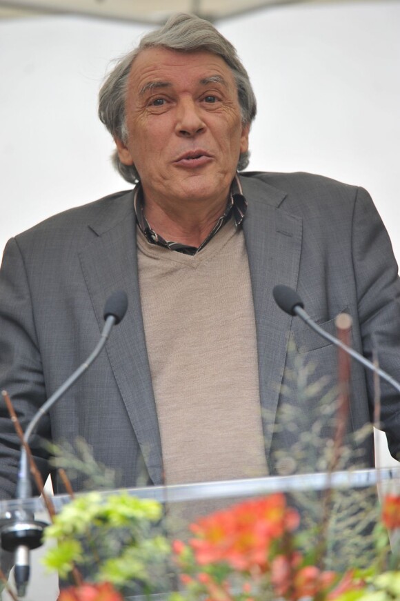Gilbert Mitterrand à l'inauguration du square Danielle Mitterrand au 20 rue de Bievre à Paris le 8 mars 2013.