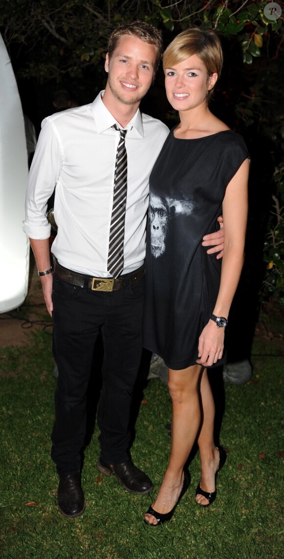 Sam Branson et Isabella Calthorpe le 17 mars 2010 en Australie.