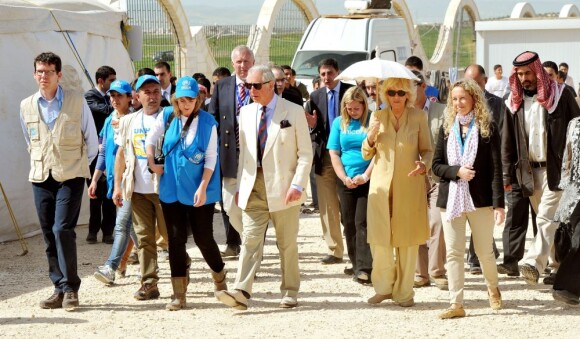 Camilla et son mari le prince Charles ont visité un camp de réfugiés à Amman, en Jordanie, le 13 mars 2013.