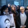 Bertrand Delanoë lors du rassemblement Une vague blanche pour la Syrie devant le Panthéon à Paris le 15 mars 2013 pour dénoncer les massacres des civils syriens depuis le début du conflit le 15 mars 2011