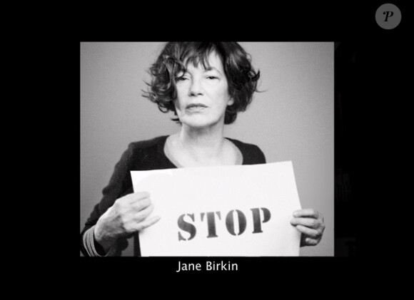 Jane Birkin commente des images violentes et choquantes tournées par des citoyens syriens sur ce qui se passe en Syrie pour le site internet Vague Blanche pour la Syrie