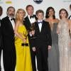 L'équipe de la série "Homeland" a triomphé lors des Emmy Awards, à Los Angeles, le 23 septembre 2012.