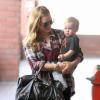 Hilary Duff emmène son fils Luca à l'atelier Babies First Class à Sherman Oaks, le 20 mars 2013. Le petit Luca a fêté aujourd'hui son premier anniversaire.