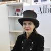 Amélie Nothomb à la 33e édition du Salon du Livre, porte de Versailles à Paris, le 22 mars 2013.