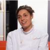 Yoni essaye de discuter avec Virginie et Naoëlle dans la guerre des restos dans Top Chef 2013