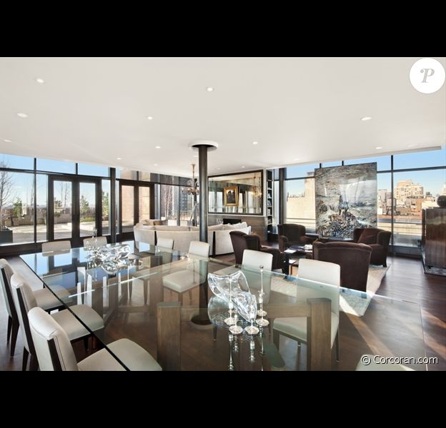 Jon Bon Jovi a mis en vente son sublime appartement de New York pour la somme de 42 millions de dollars.