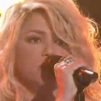 The Voice US : Shakira, Usher et Adam Levine mettent le feu sur Come Together
