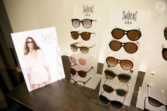 Exclusif - Présentation de la première collection de lunettes Swildens dans l'une des boutiques de la marque située rue de Poitou à Paris, le 28 mars 2013.