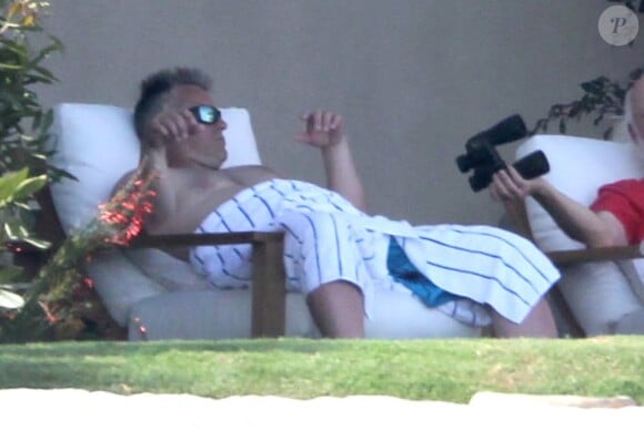 Matt Leblanc et sa compagne Andrea Anders sont allés passer le week-end de Pâques à Cabo San Lucas pour profiter du soleil et de la piscine. Le 30 mars 2013.