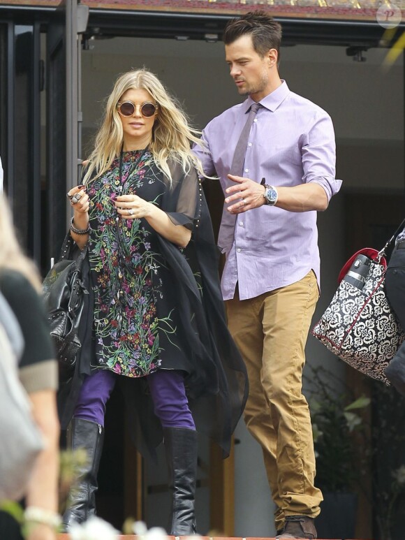 Fergie en compagnie de son mari Josh Duhamel a assisté à la messe de Pâques à Santa Monica, le 31 mars 2013.