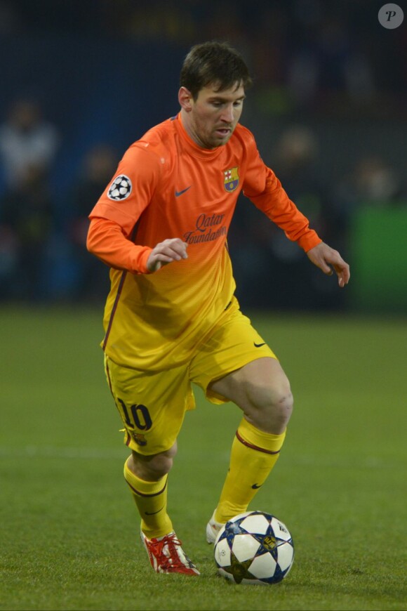 Lionel Messi, buteur, s'est blessé pendant le match Paris Saint-Germain - FC Barcelone au Parc des Princes, le 2 avril 2013.