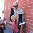 Gwen Stefani avec son fils Zuma dans les rues de Los Angeles, le 3 avril 2013.