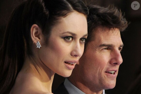 Olga Kurylenko et Tom Cruise posent à la première du film Oblivion à Londres, le 4 avril 2013.
