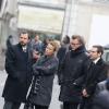 Obsèques de Gérald Babin, candidat de Koh Lanta, à Nemours, le 5 avril 2013
Les funérailles se sont déroulées en présence de l'animateur Denis Brogniart et de sa femme Hortense, du patron de TF1, Nonce Paolini, ainsi que le producteur de Koh Lanta, Franck firmin-Guion