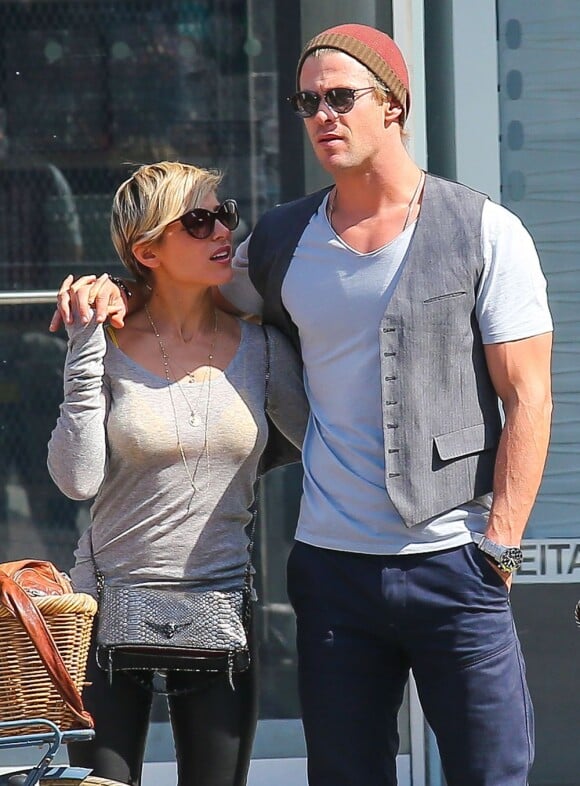 Chris Hemsworth et sa femme Elsa Pataky à New York, le 8 avril 2013.