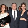 Maud Fontenoy le 9 avril 2013 à l'hôtel de la Marine lors du gala organisée par la navigatrice en l'honneur de sa fondation en compagnie de Sydney Toledano et sa femme Katia