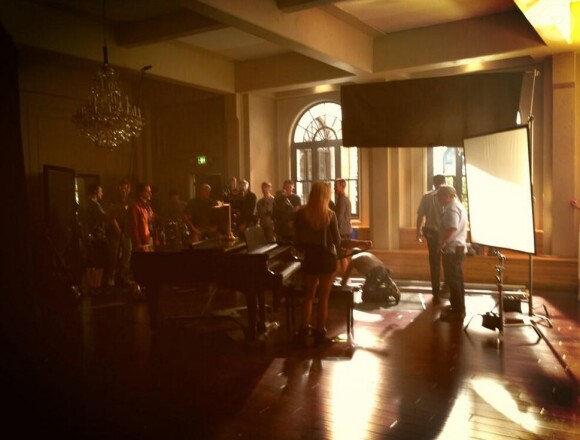Plateau de la NYADA, 4e saison de Glee. Photo postée par Lea Michele.