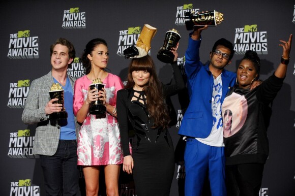 Ben Platt, Alexis Knapp, Hana Mae Lee, Utkarsh Ambudkar, Ester Dean lors des MTV Movie Awards à Los Angeles, le 14 avril 2013.