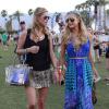 Nicky Hilton et Paris Hilton au 2e jour du Festival de musique de Coachella à Indio le 13 avril 2013.