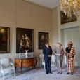  La reine Beatrix des Pays-Bas accueillait le 15 avril 2013 le président de la Tanzanie Jakaya Mrisho Kikwete et son épouse en visite d'Etat, au palais Huis ten Bosch, à La Haye. Sa dernière mission diplomatique en tant que souveraine. 