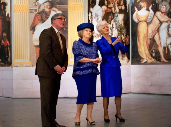 La reine Beatrix à la Grote Kerk à La Haye le 24 avril 2013 pour sa dernière mission officielle en tant que souveraine des Pays-Bas, pour l'inauguration d'une exposition Huygens.