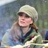 Kate Middleton, enceinte, lors d'un entraînement de bénévoles de l'Association des Scouts au Great Tower Scout Camp en Cumbrie, le 22 mars 2013