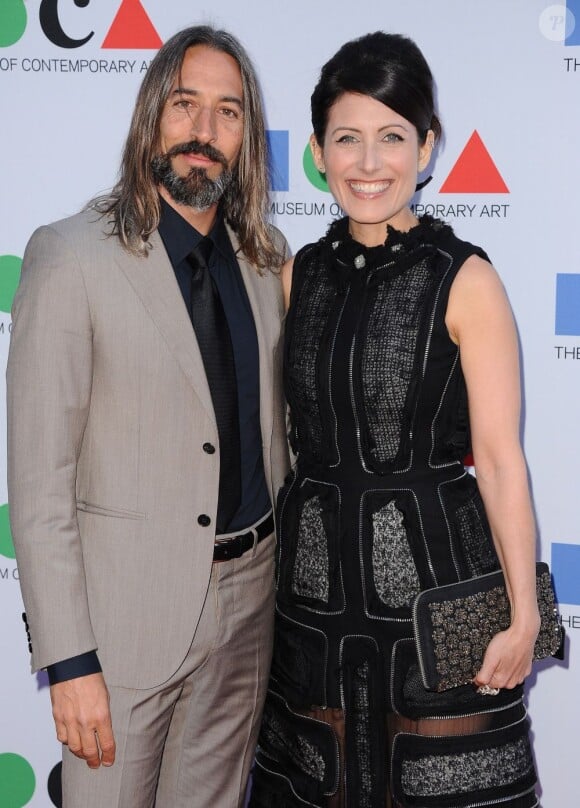 Lisa Edelstein et son compagnon, l'artiste Robert Russell, lors du MOCA Gala 2013, le Museum of Contemporary Art Gala, qui célèbre le lancement de l'exposition de l'artiste Urs Fischer, à Los Angeles, le 20 avril 2013