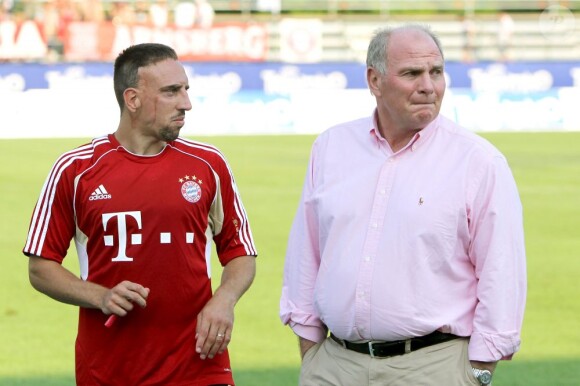 Franck Ribery et son président Uli Hoeness à Arco en Italie le 5 juillet 2011