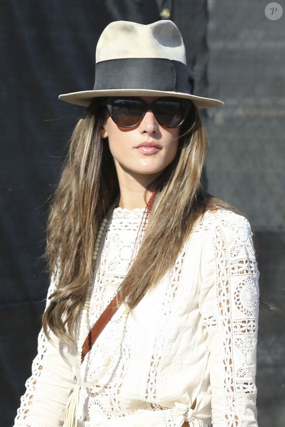 Alessandra Ambrosio assiste au jour de clôture du festival de Coachella. Indio, le 21 avril 2013.