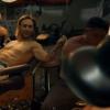 David Guetta, torse nu et tatoué dans le clip de son nouveau titre, Play Hard.