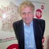 L'écrivain et journaliste Patrick Poivre d'Arvor au micro de Bernard Montiel sur MFM Radio, samedi 27 avril 2013
