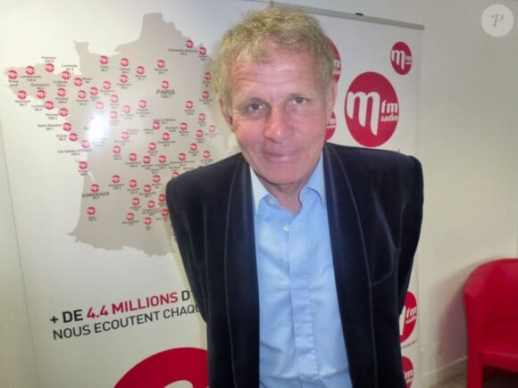 L'écrivain et journaliste Patrick Poivre d'Arvor au micro de Bernard Montiel sur MFM Radio, samedi 27 avril 2013